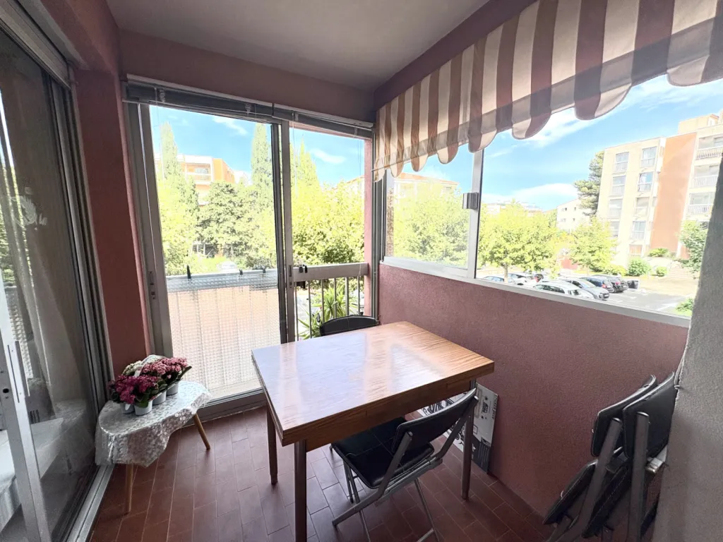 Charmant Appartement deux pièces à Sainte-Maxime