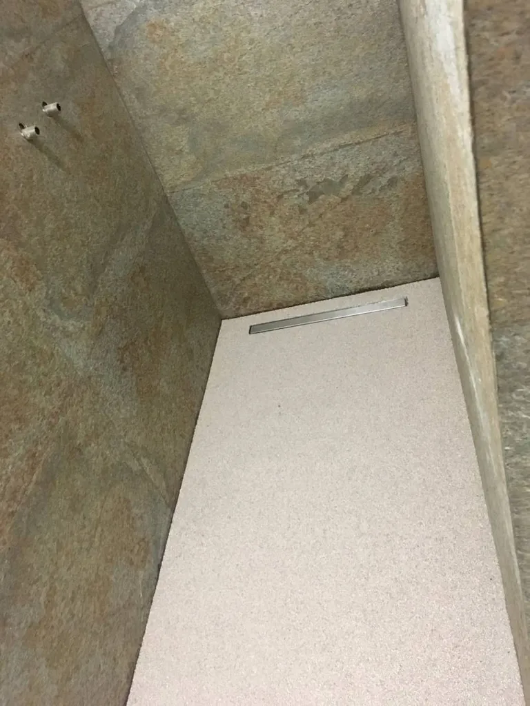 Sol douche en MOQUETTE DE MARBRE TERRE DU MONDE