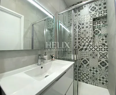 Charmant studio bien agencé au coeur du centre ville à Saint Germain En Laye