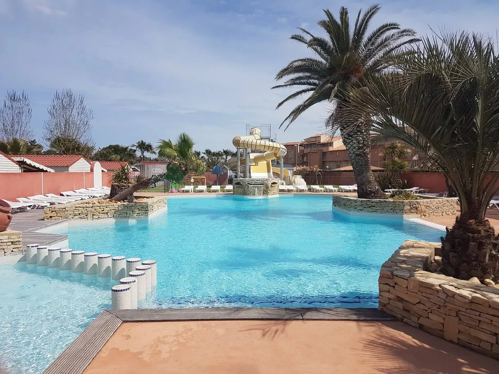 Location de mobil home à Serignan plage pour 2 personnes bord de mer