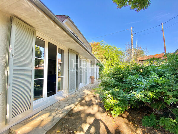 Grande maison à Croissy Sur Seine près de la British School