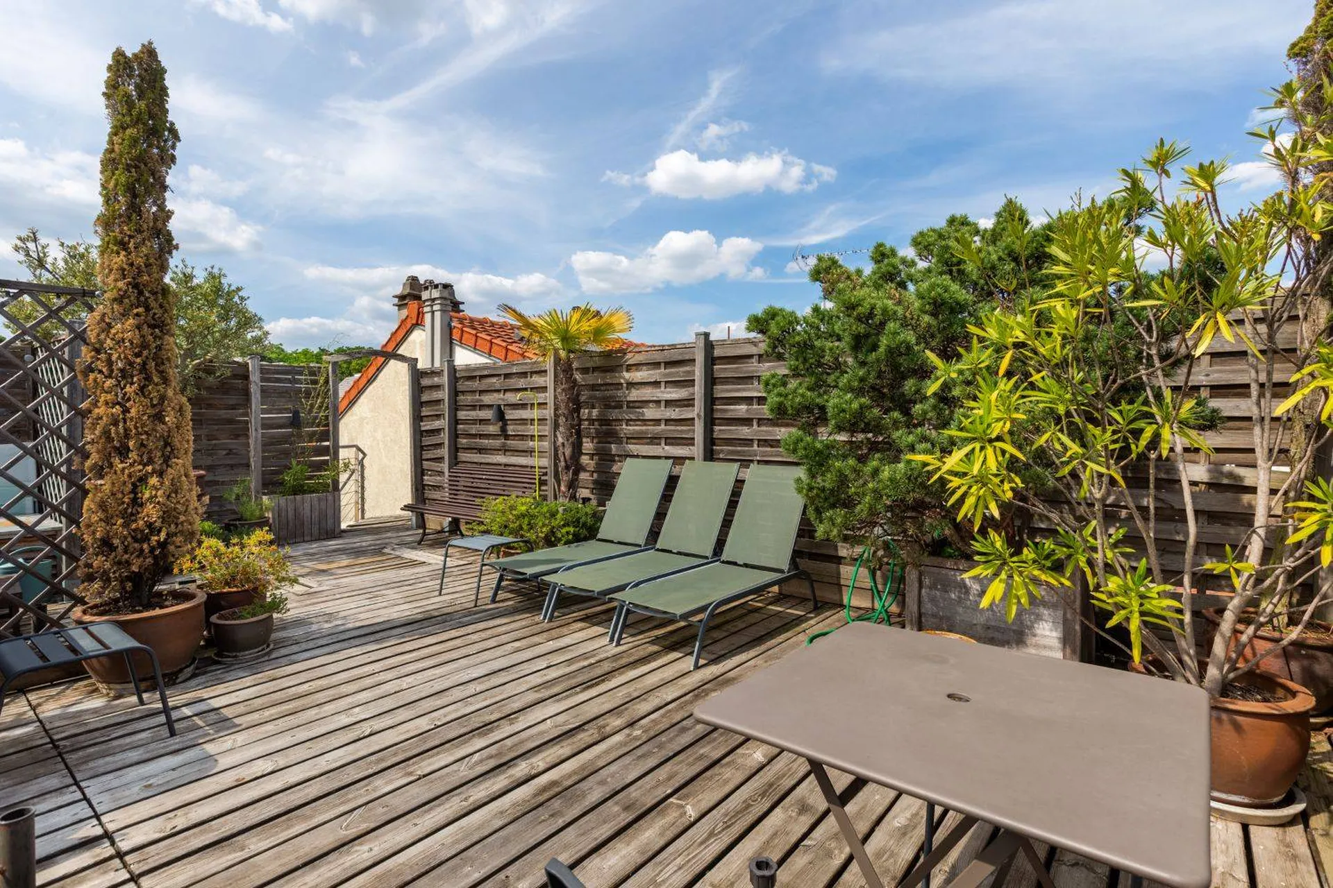 A Vendre Appartement Familial en duplex - Terrasse et Rooftop / Suresnes 92150