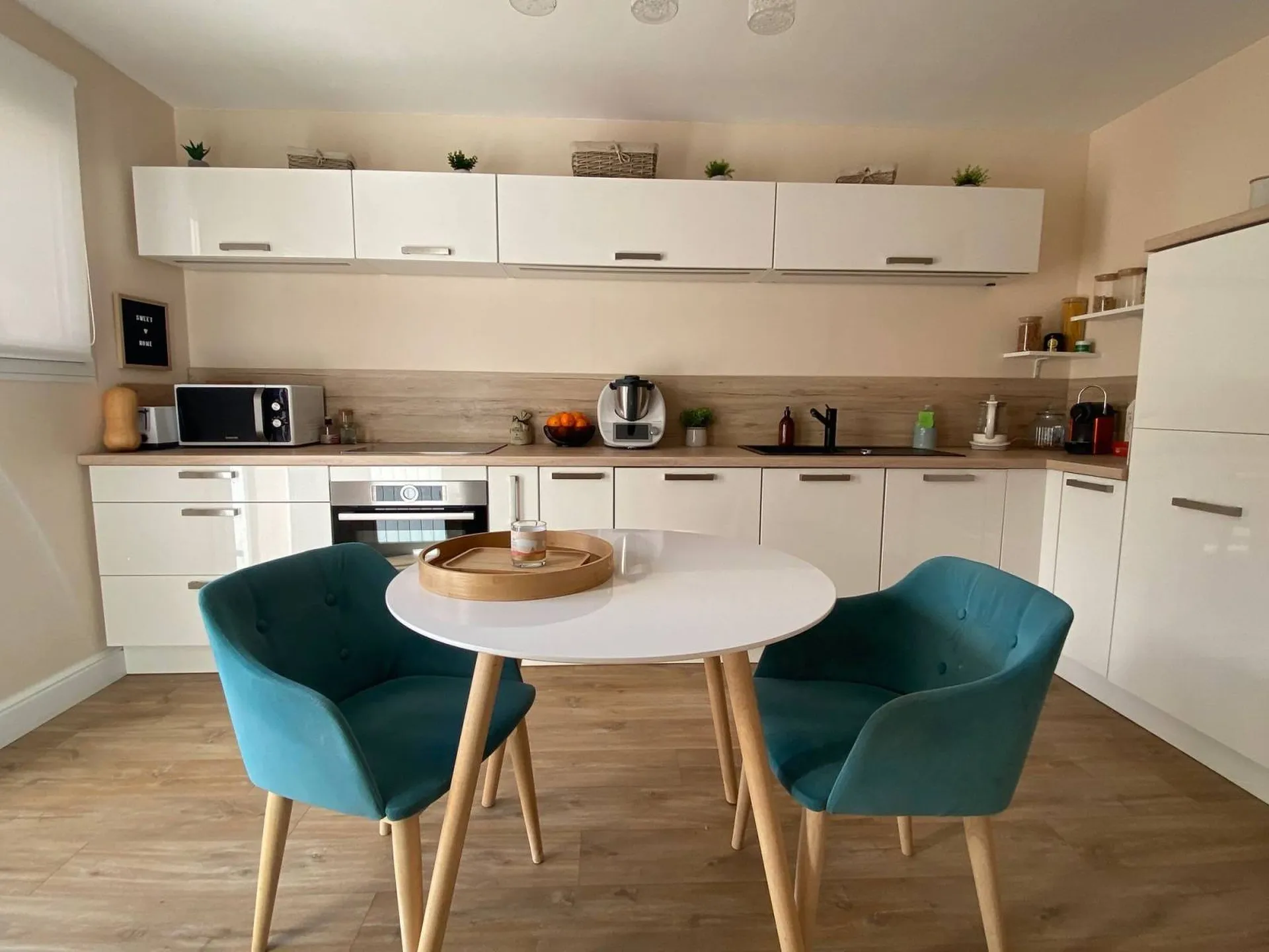 CARNOUX à vendre maison avec piscine et terrain plat