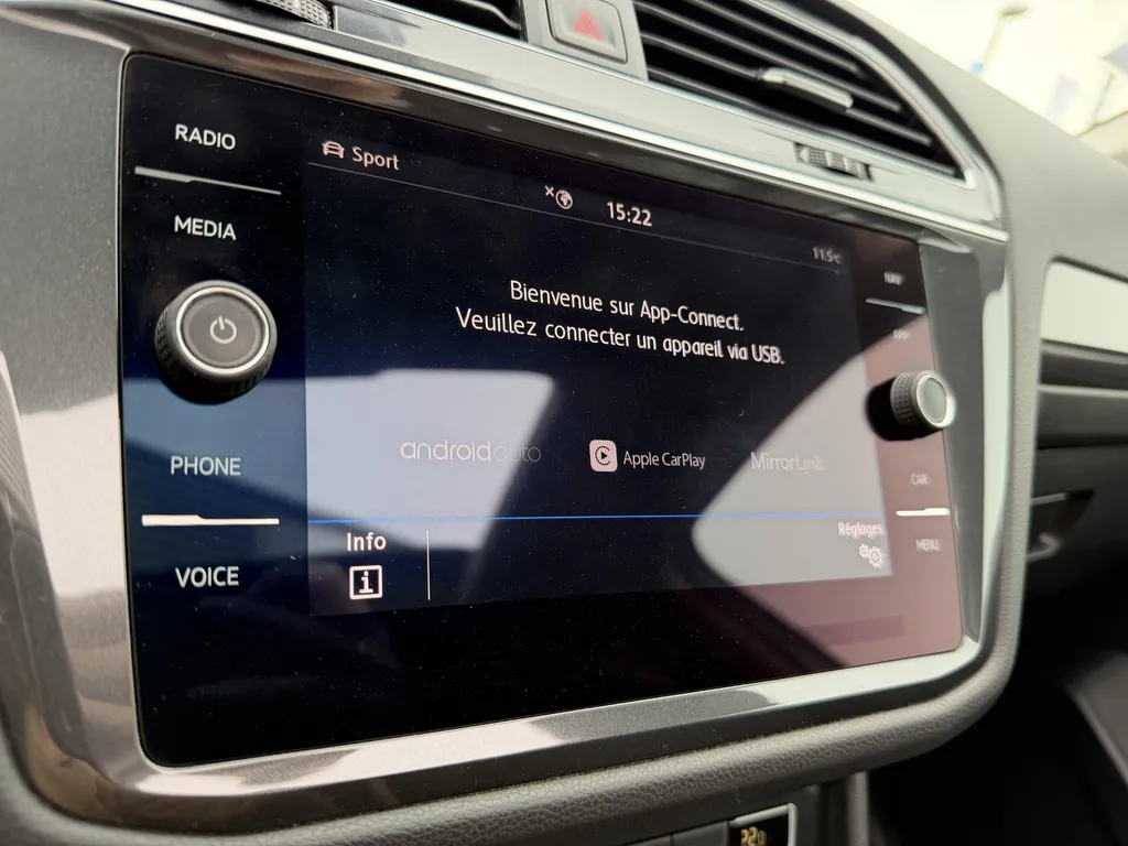 Volkswagen Tiguan Allspace occasion R-Line proche Le Havre : SUV 7 places diesel boîte automatique disponible chez Caudebec Automobiles