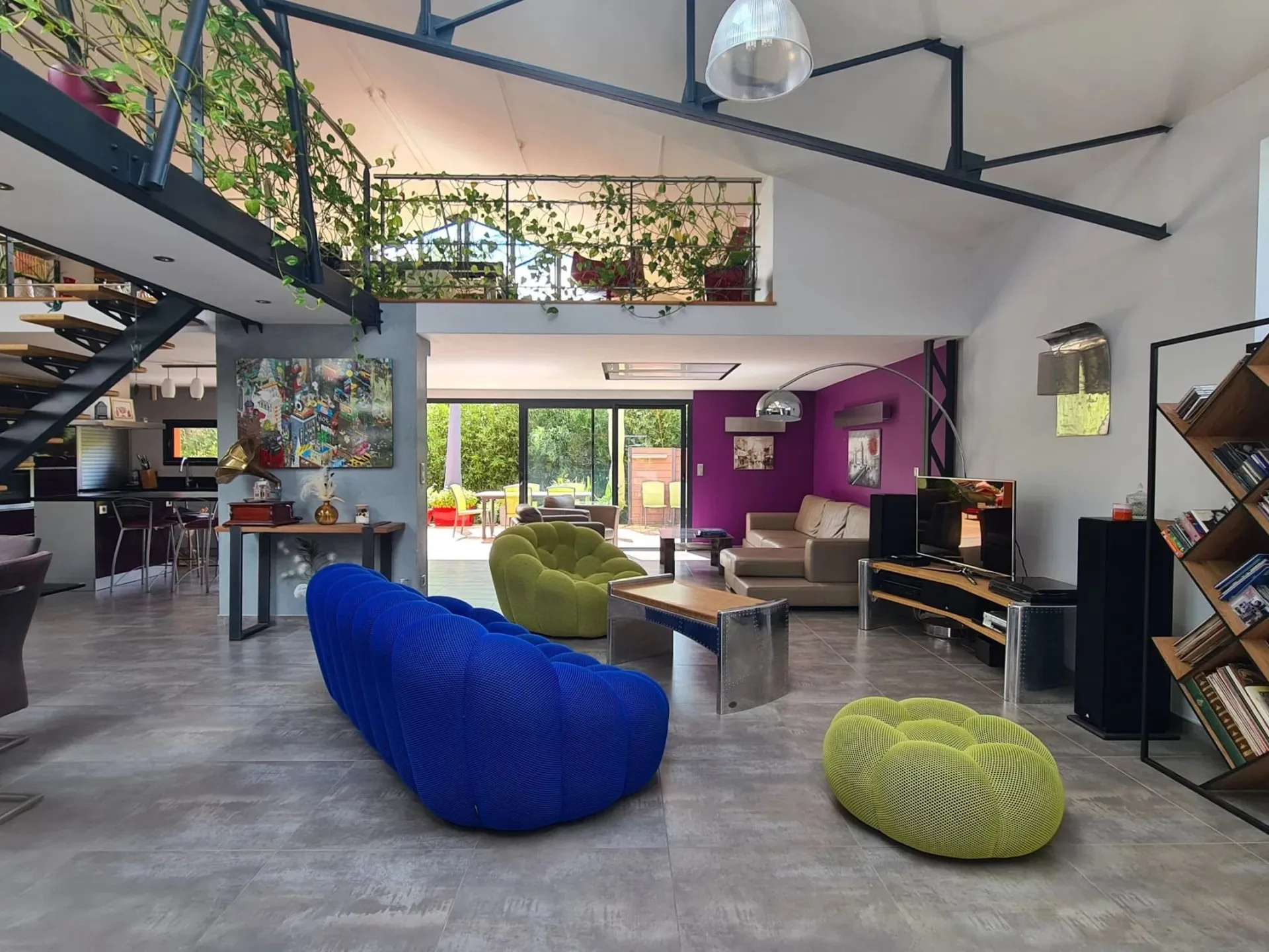 maison esprit loft à vendre dans le centre ville du mans quartier des jacobins