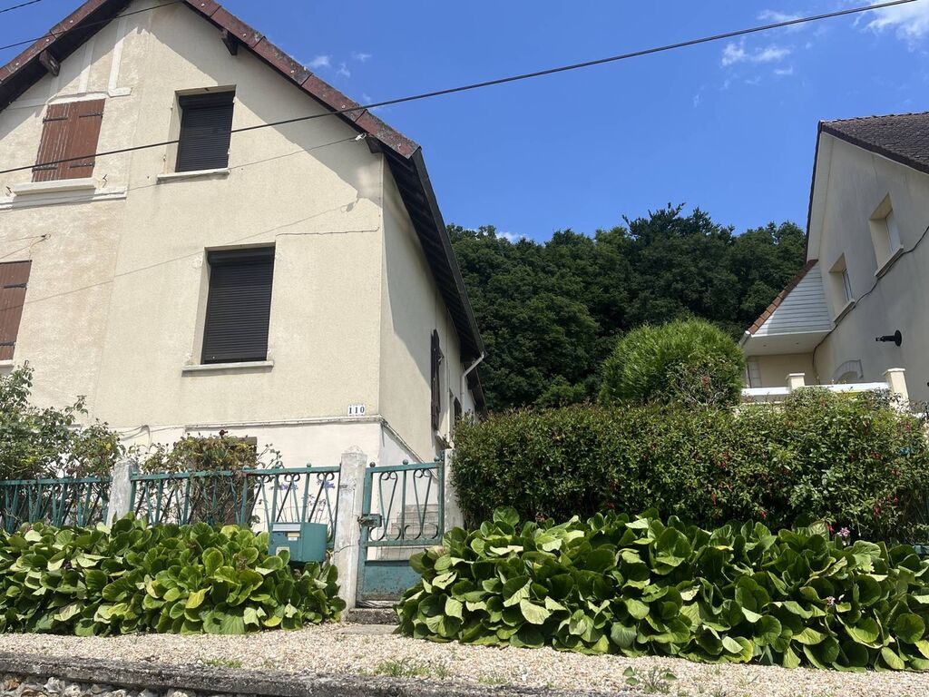 Maison jumelée d'un côté, à vendre, située au Trait - Idéal 1ère acquisition