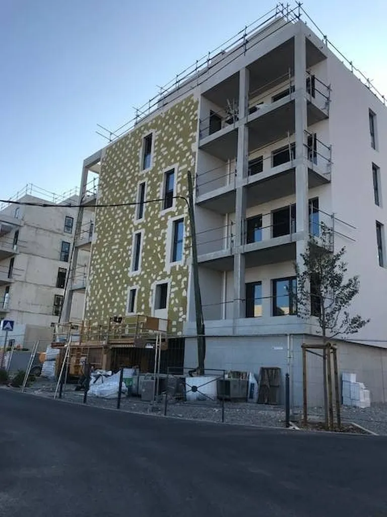 Travaux d'isolation façade sur Les Milles Aix en Provence