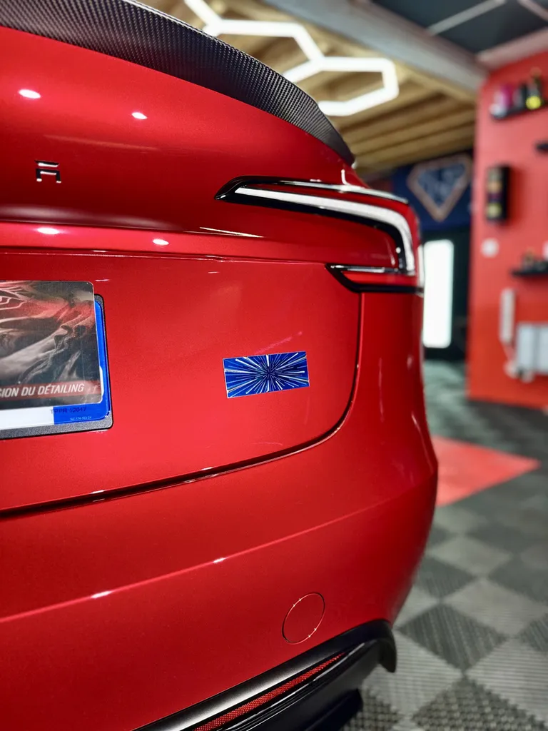 spécialiste du traitement céramique sur Tesla proche Brignais 