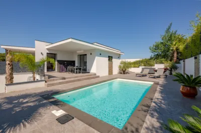 Maison 5 pièce(s) 3 chambre(s) 195 m² Saint Aygulf (83370)