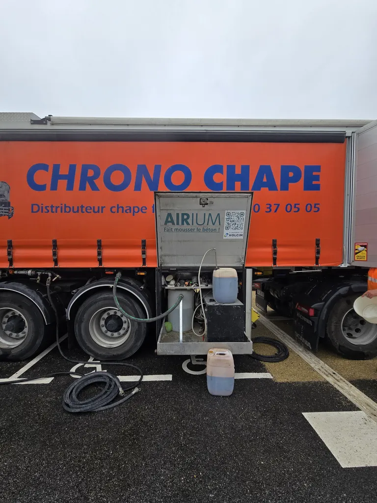 Artisan chapiste spécialisé en pose de chape fluide ciment et anhydrite pour plancher chauffant en Normandie