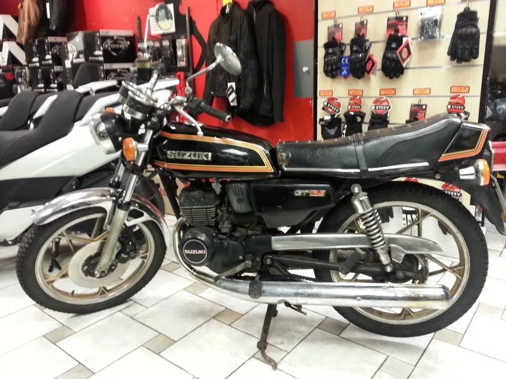 SUZUKI GT 125 DE 1979