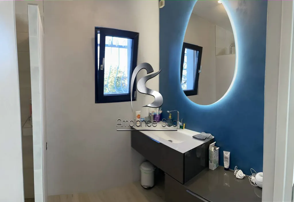 Rénovation de salle d'eau en béton ciré taloché La Seyne Sur Mer Var 83