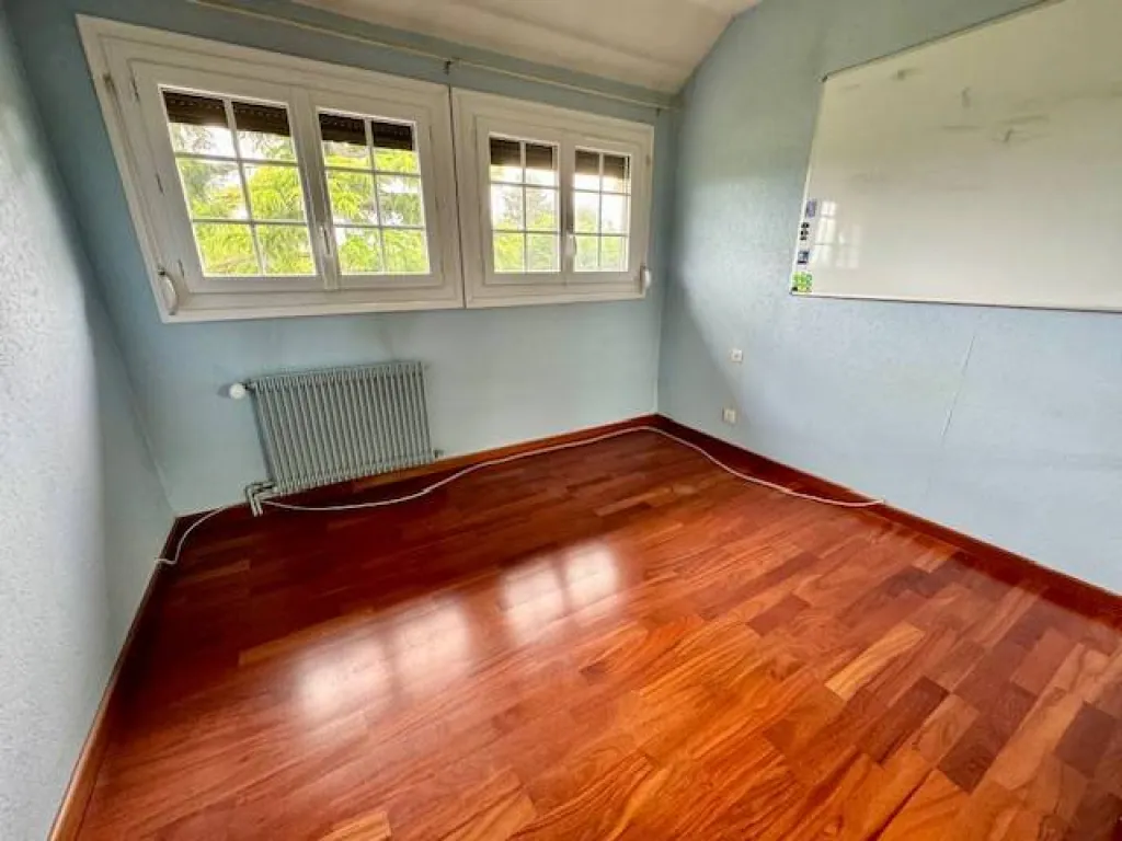 A vendre belle propriété de 130 m² édifiée sur un terrain de 3500 m² sur la commune de FRENEUSE 76410