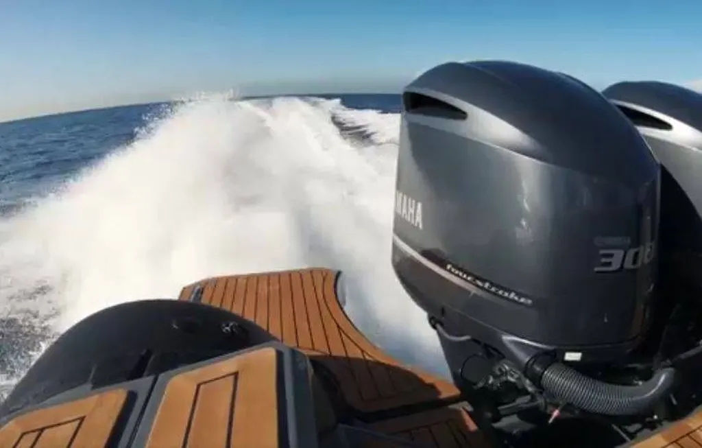 Concessionnaire de bateaux Salpa à La Ciotat Les Bouches-du-Rhône