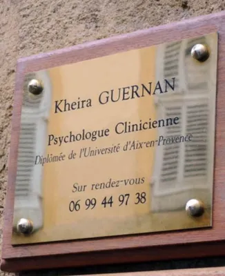 Psychologue, Accompagnement des Victimes La Seyne-sur-Mer Madame Kheira GUERNAN