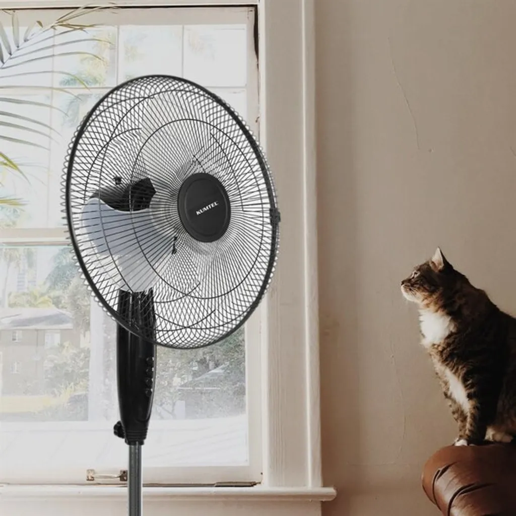 VENTILATEUR KUMTEL SUR PIED OSCILLANT 60W