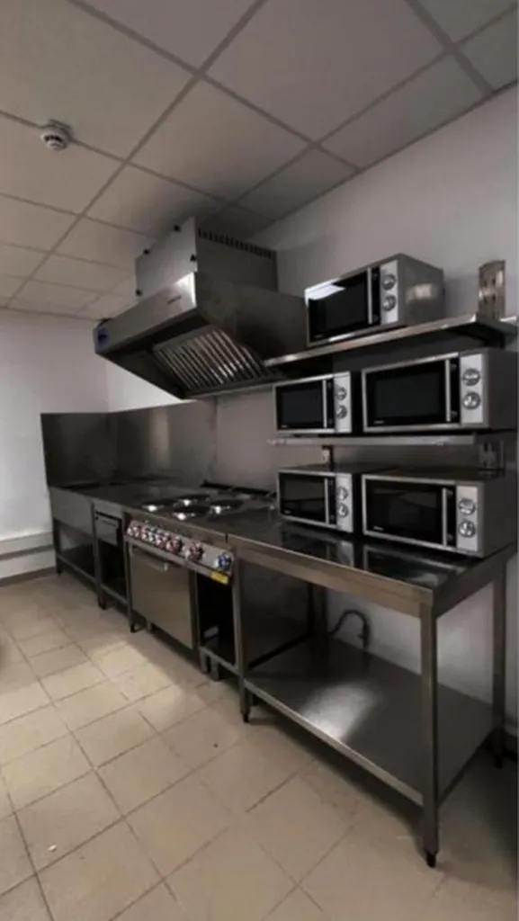 Notre zone d'activité pour ce serviceMaintenance de système de ventilation de cuisine Avignon dans le Vaucluse :  remplacement de moto-ventilateur