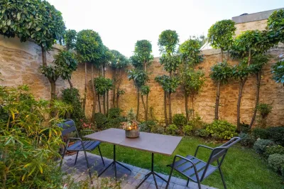 Cherche Photographe professionnel pour shooting photo d'un appartement rénové à Saint germain en laye proche de Le Pecq 78