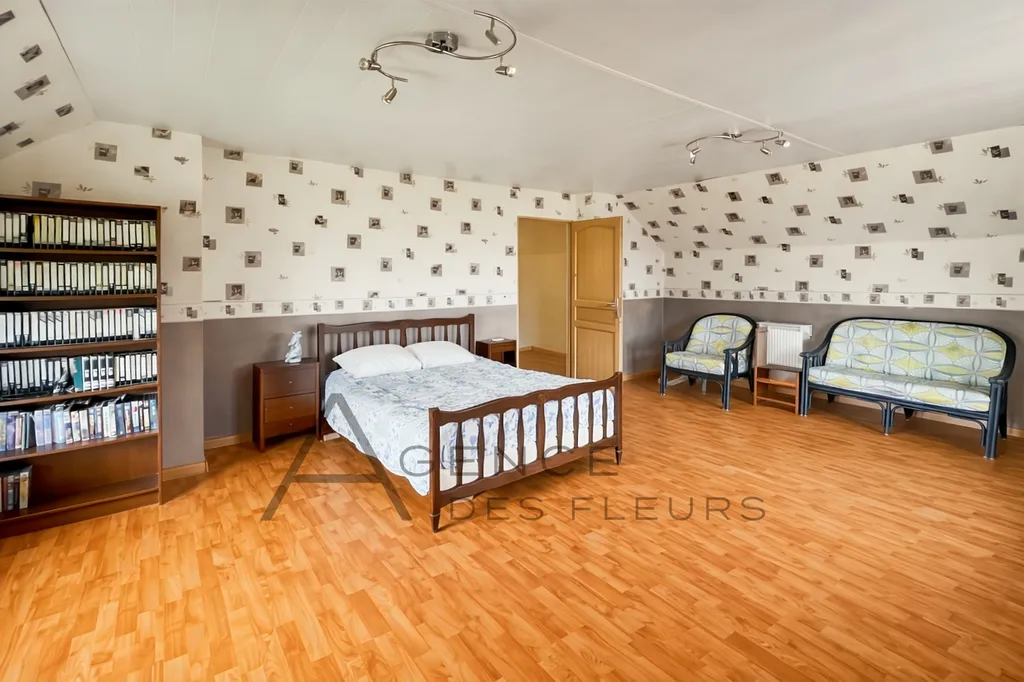 A vendre, corps de ferme de 210 m² édifié sur 1995 m² de terrain sur la commune d'HECTOMARE 27110