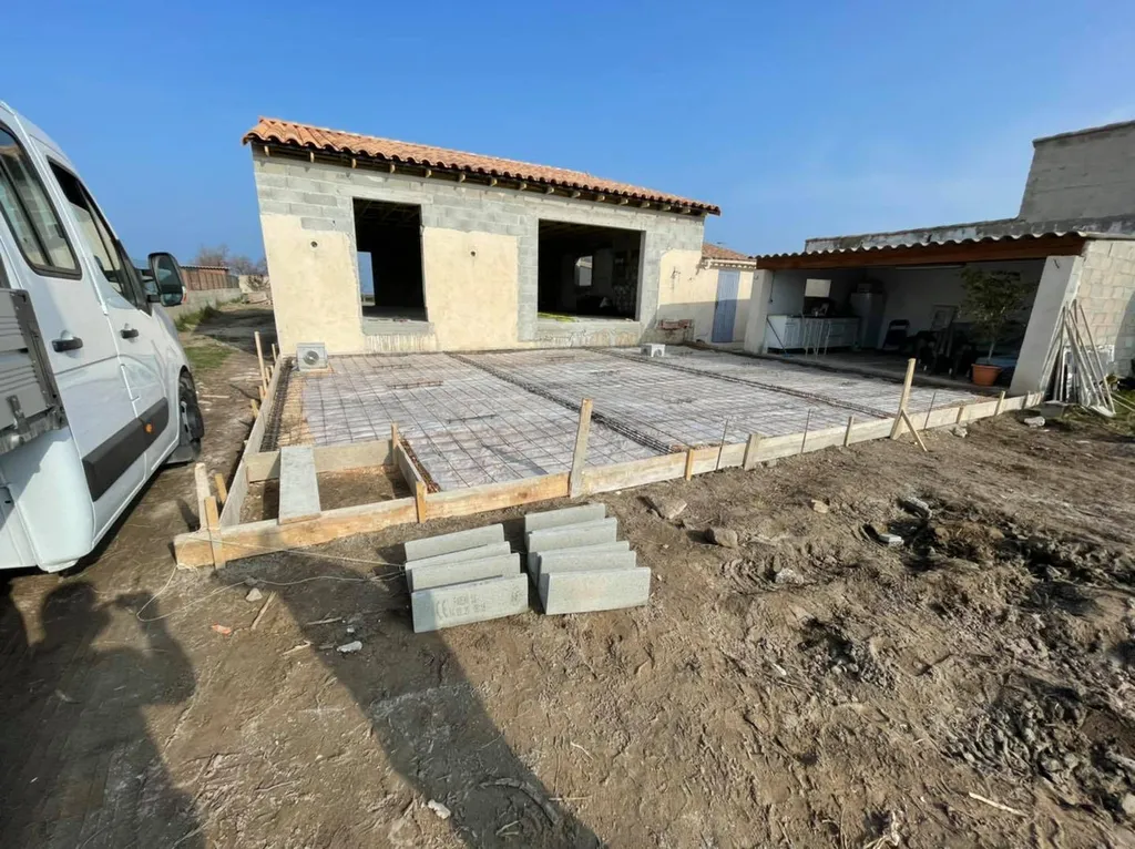 réalisation de terrasse en béton pour maison individuelle proche de Pennes-Mirabeau