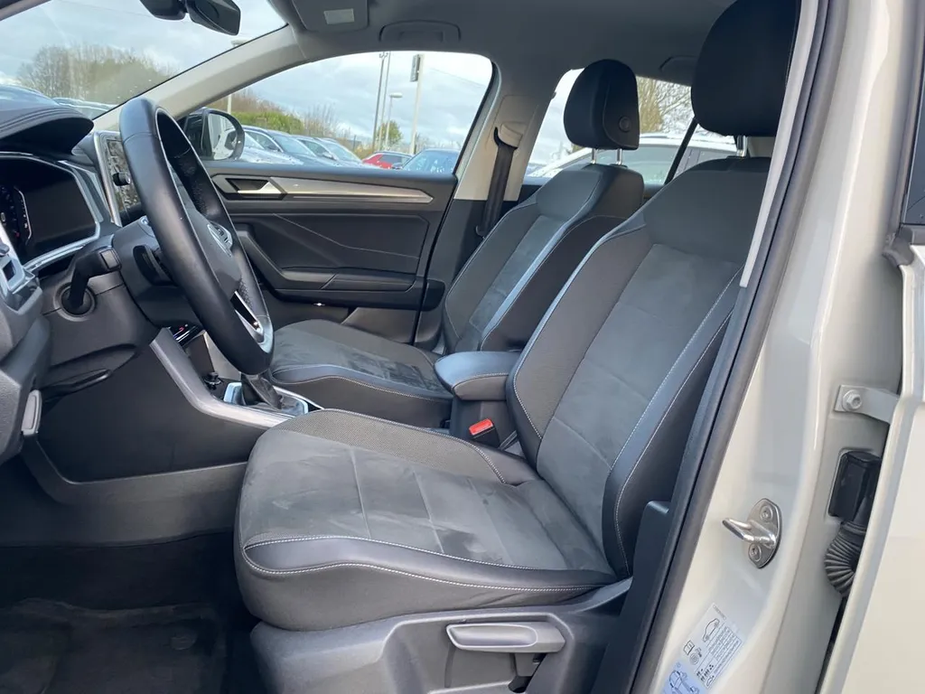 Vente Volkswagen T-Roc occasion 150 ch DSG7 à La Frénaye proche Le Havre chez Caudebec Automobiles