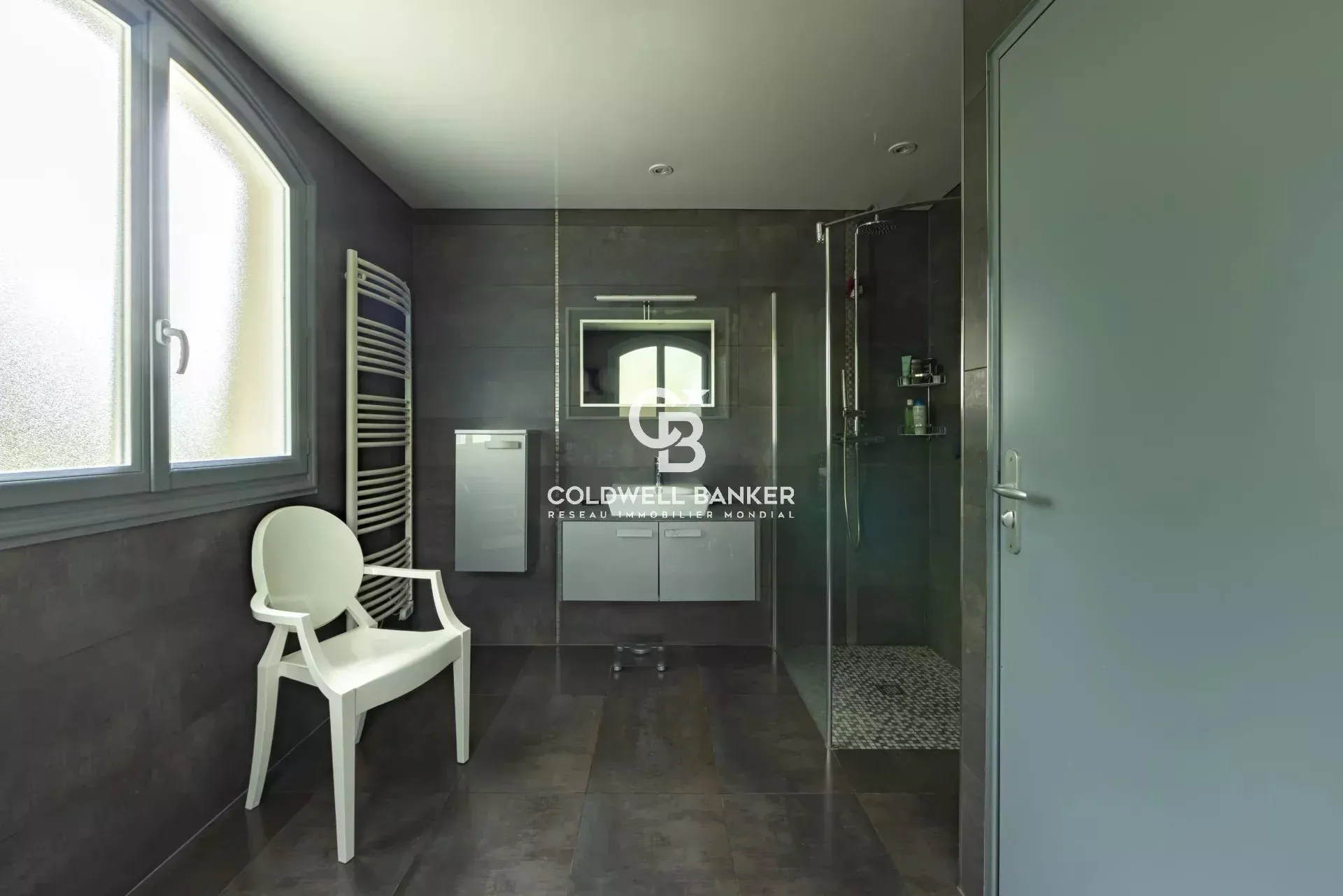 maison d'architecte à vendre à 5 km du centre ville