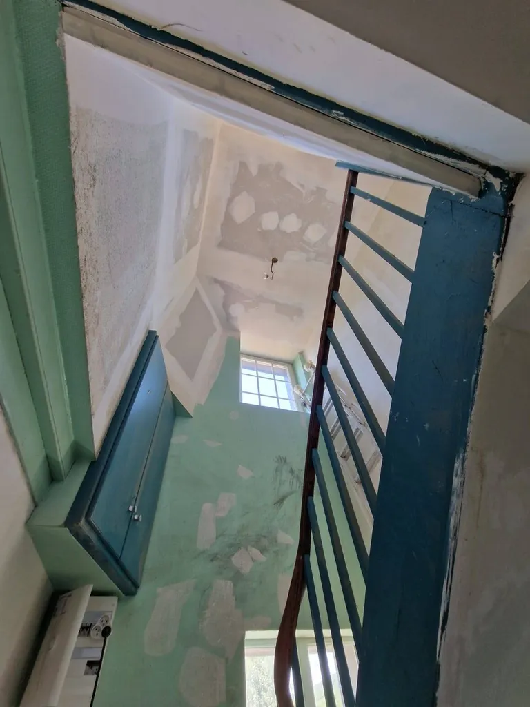 Coût pour pose de toile de verre dans des parties communes à PONT-AUDEMER près de BRIONNE