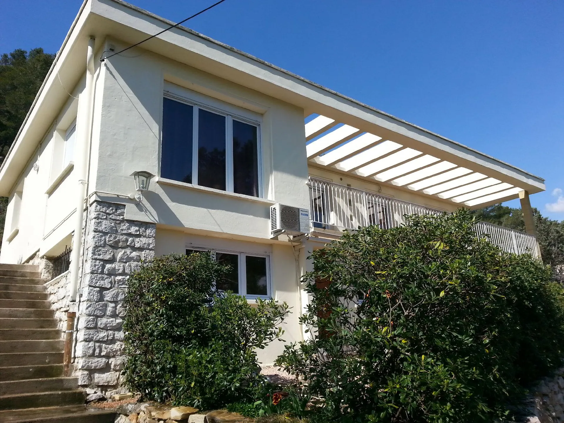 Vente maison T7 carnoux avec piscine