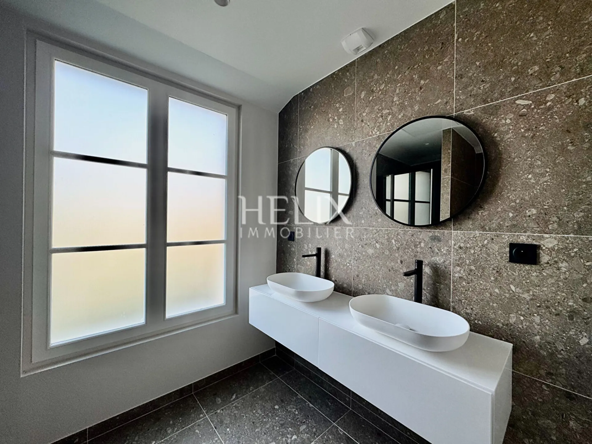 Programme maison 148 M2  avec extérieur 55 M2,  à Saint-Germain-en-Laye , RER A 10 mn.