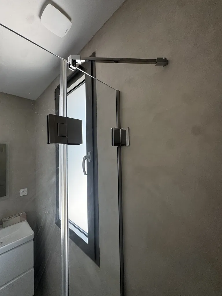 Porte de douche fixe + porte à CHAPOPNOST