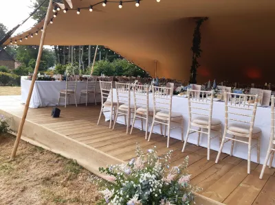 Chic and Bohemian Wedding organized in Private House and Marquee for dinner in Normandy with best team wedding planner