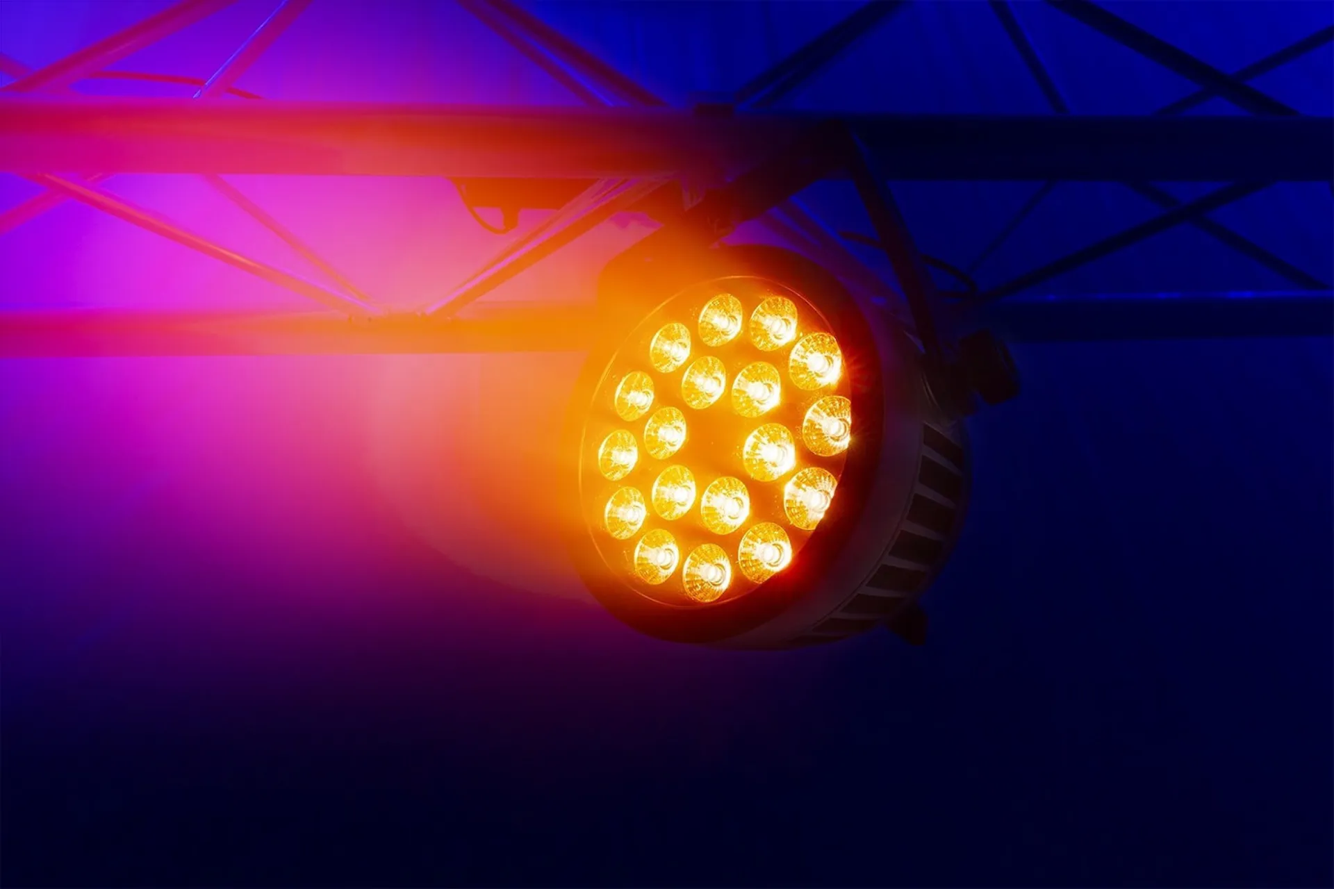 location projecteur leds 250w à la seyne dans le var