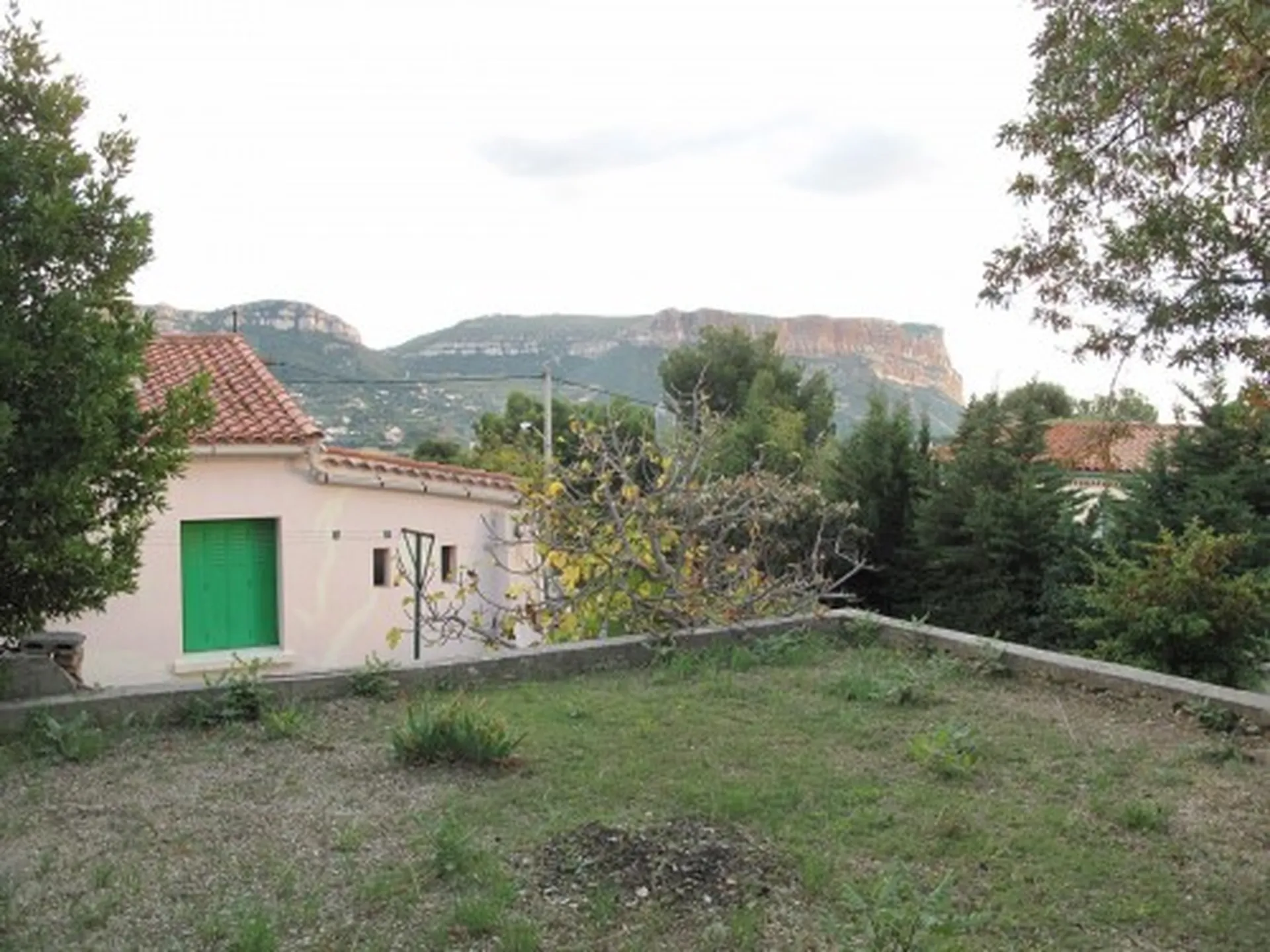 A vendre maison 4 Cassis beaucoup de potentiel ! 