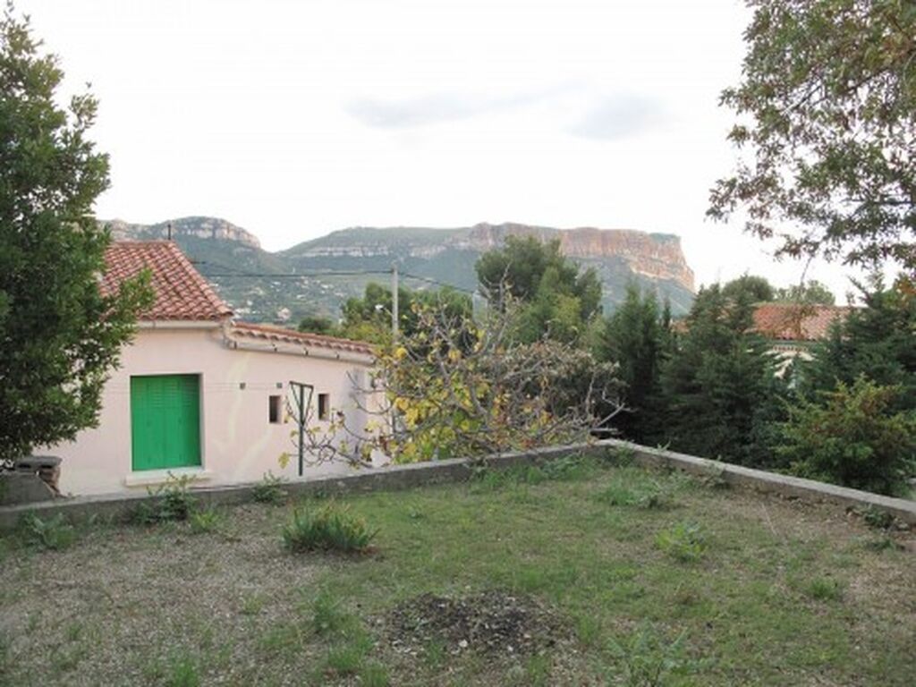 A vendre maison 4 Cassis beaucoup de potentiel ! 