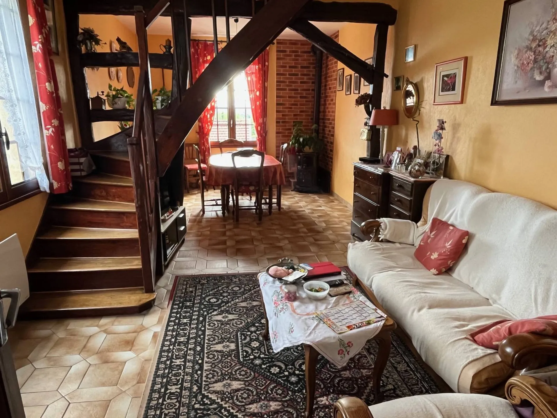 Maison jumelée d'un côté, à vendre, située au Trait - Idéal 1ère acquisition