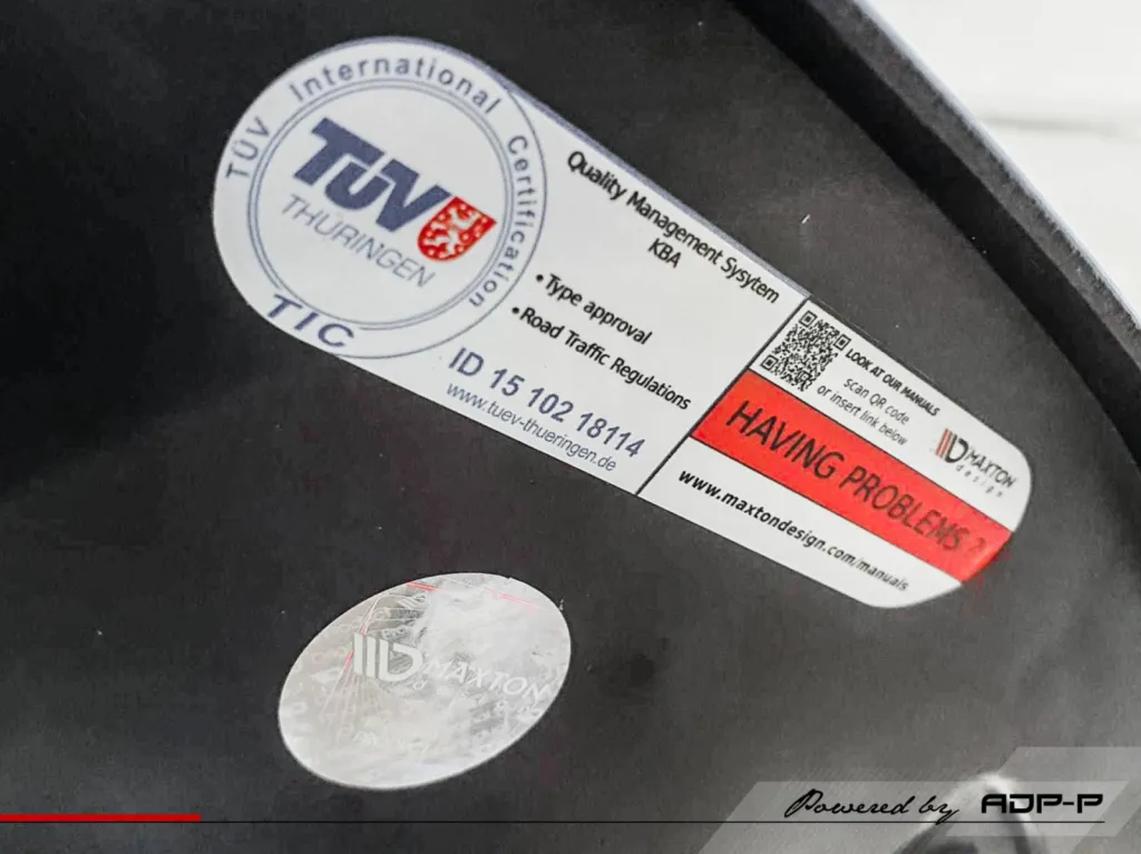 étiquette officiel maxton design