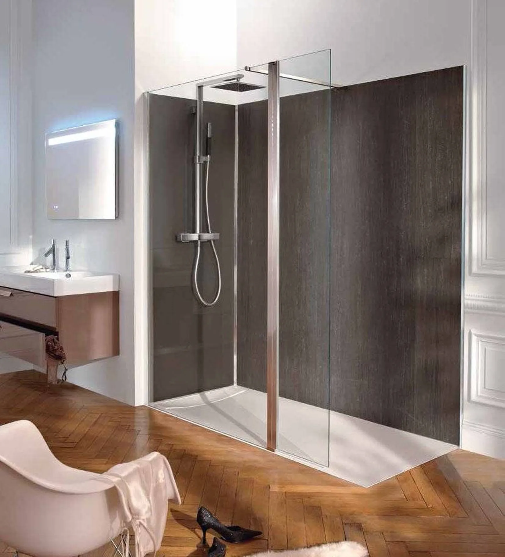 Douche gratuite pour le remplacement d’une Baignoire par une douche sénior sécurisée à Lens, Liévin et Henin Beaumont Pas de Calais (62)