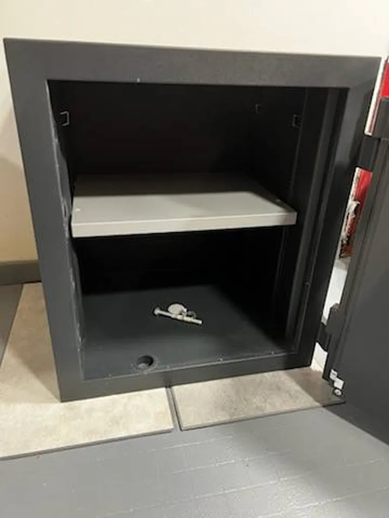 coffre fort bloqué puis ouvert à Aulnoy-lez-Valenciennes