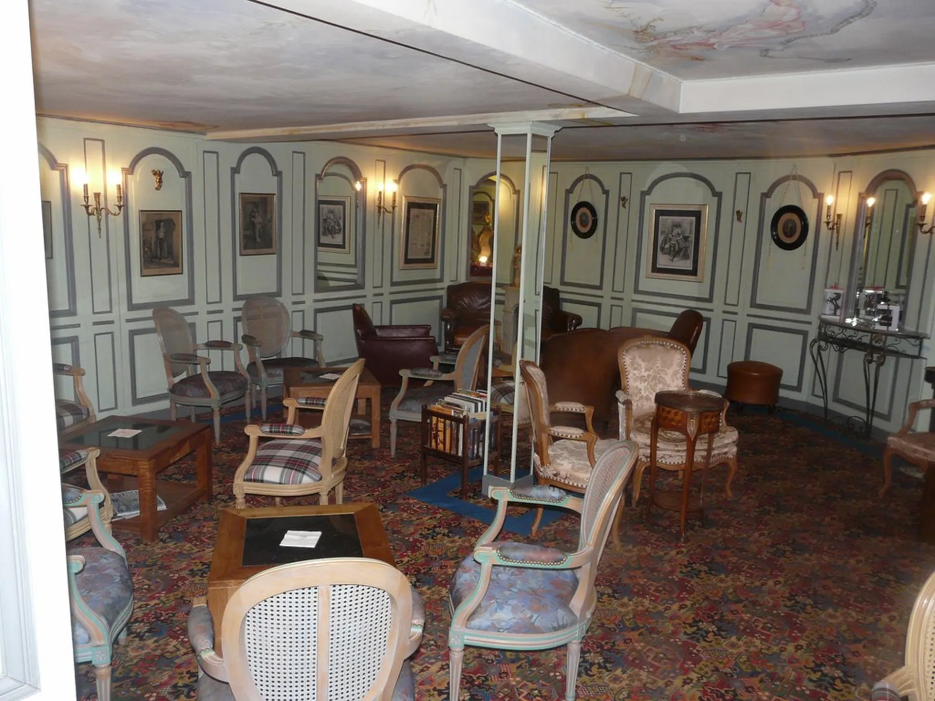 Recherche Propriété de caractère d'environ 800 m² Normandie 27370