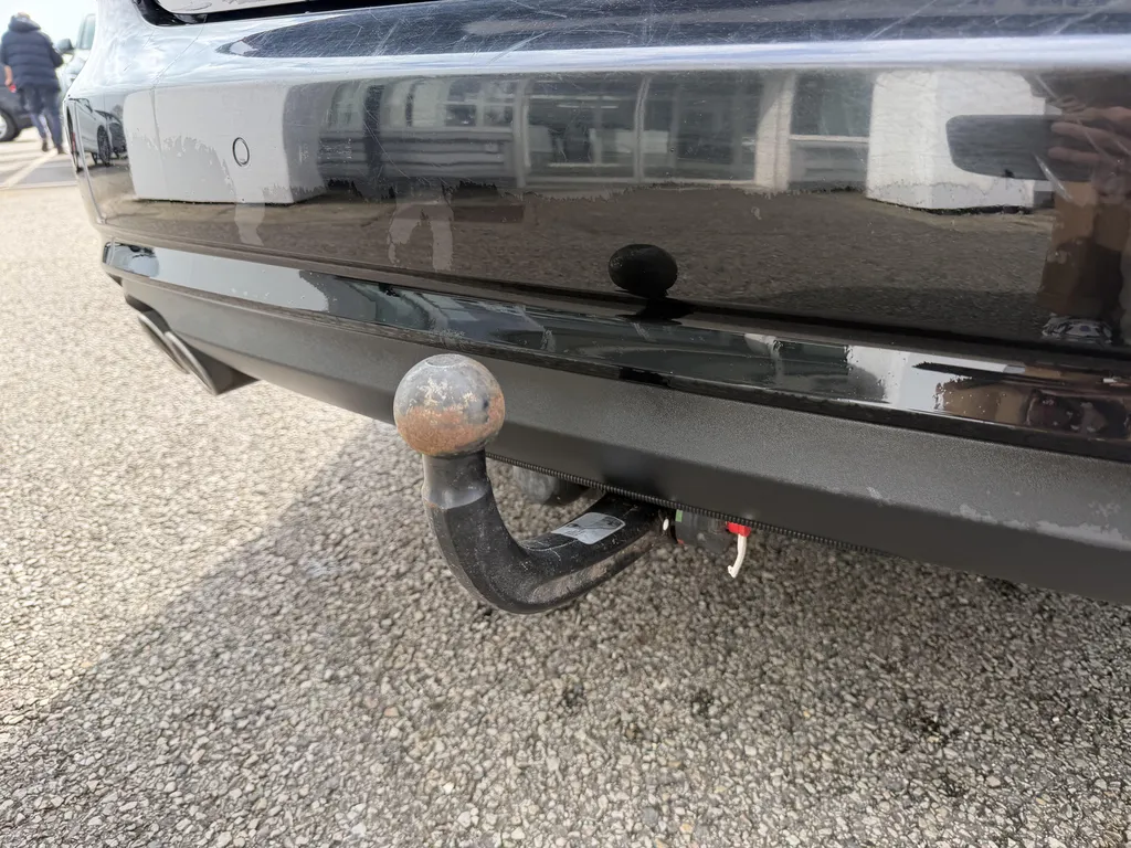 Audi A4 d'occasion à La Frénaye : Berline Diesel Business Line garantie chez Caudebec Automobiles proche Le Havre et Rouen (76)