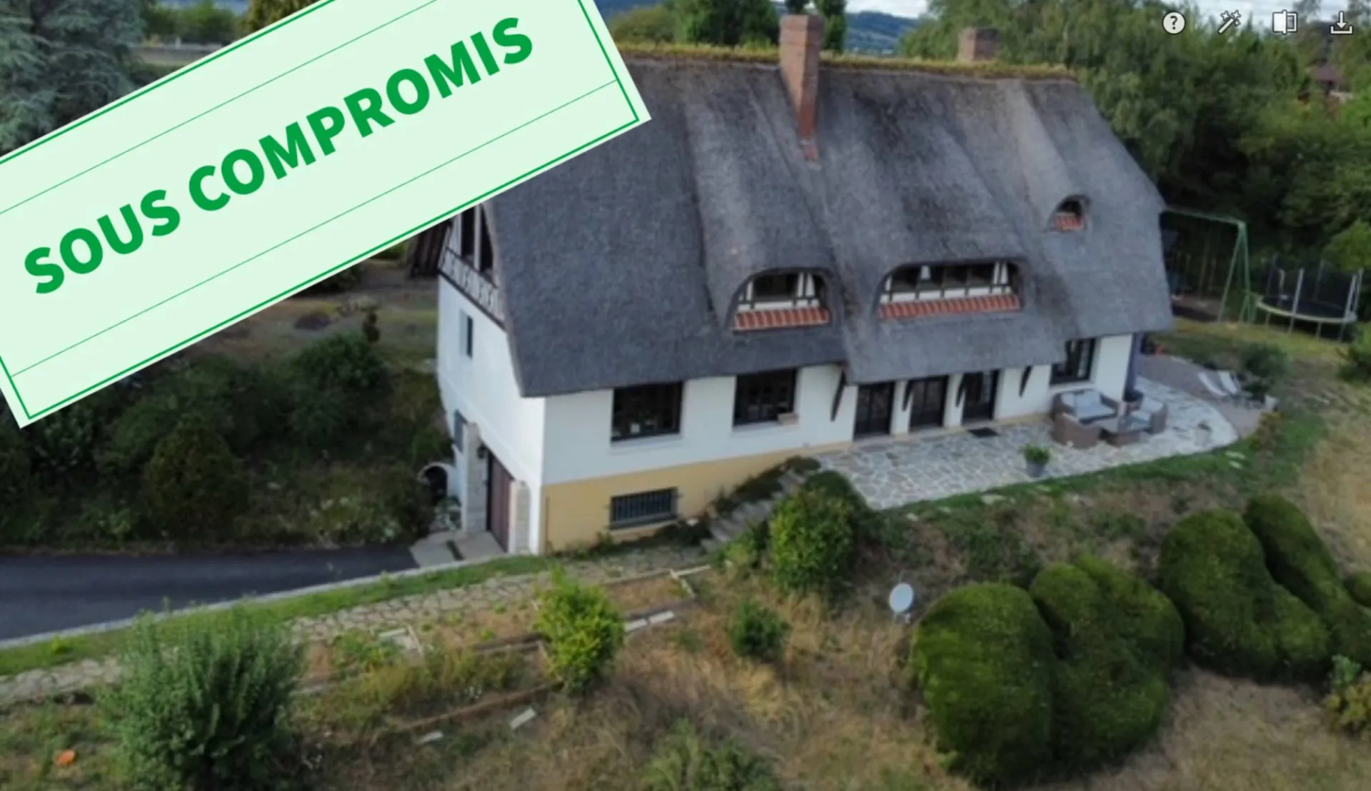 A saisir charmante chaumière de 221 m² édifiée sur un terrain de 5900 m² sur la commune de FRENEUSE 76410