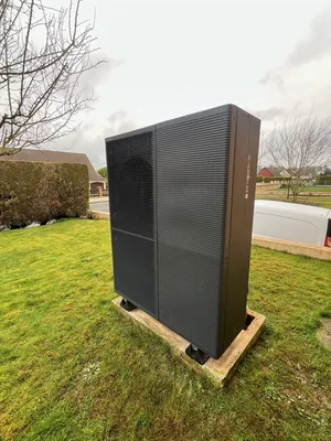 Remplacement d’une pompe à chaleur STIEBEL ELTRON par une pompe à chaleur PANASONIC génération M sur le secteur de GERPONVILLE Haute-Normandie.