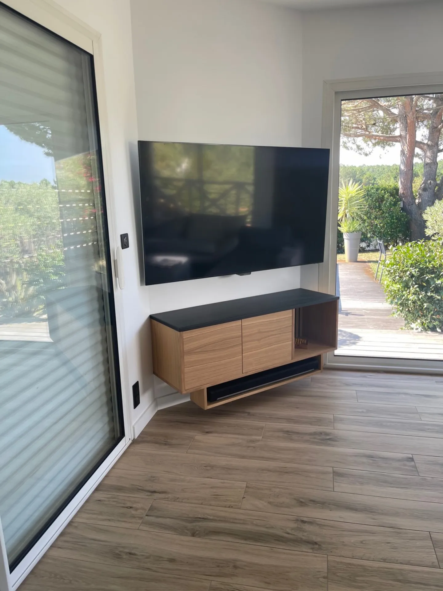  Fabrication de claustras et d’une séparation de pièces sur la commune d'Arcachon