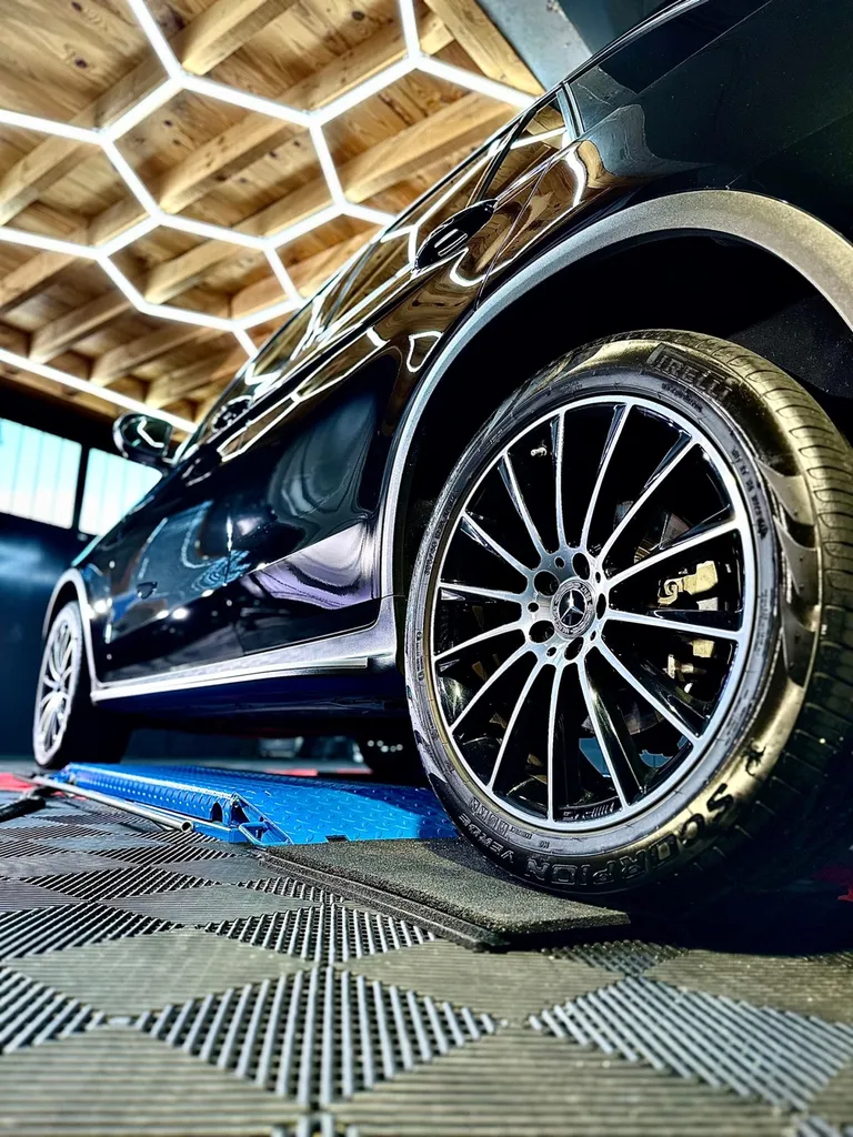 Rénovation carrosserie traitement céramique Mercedes GLC