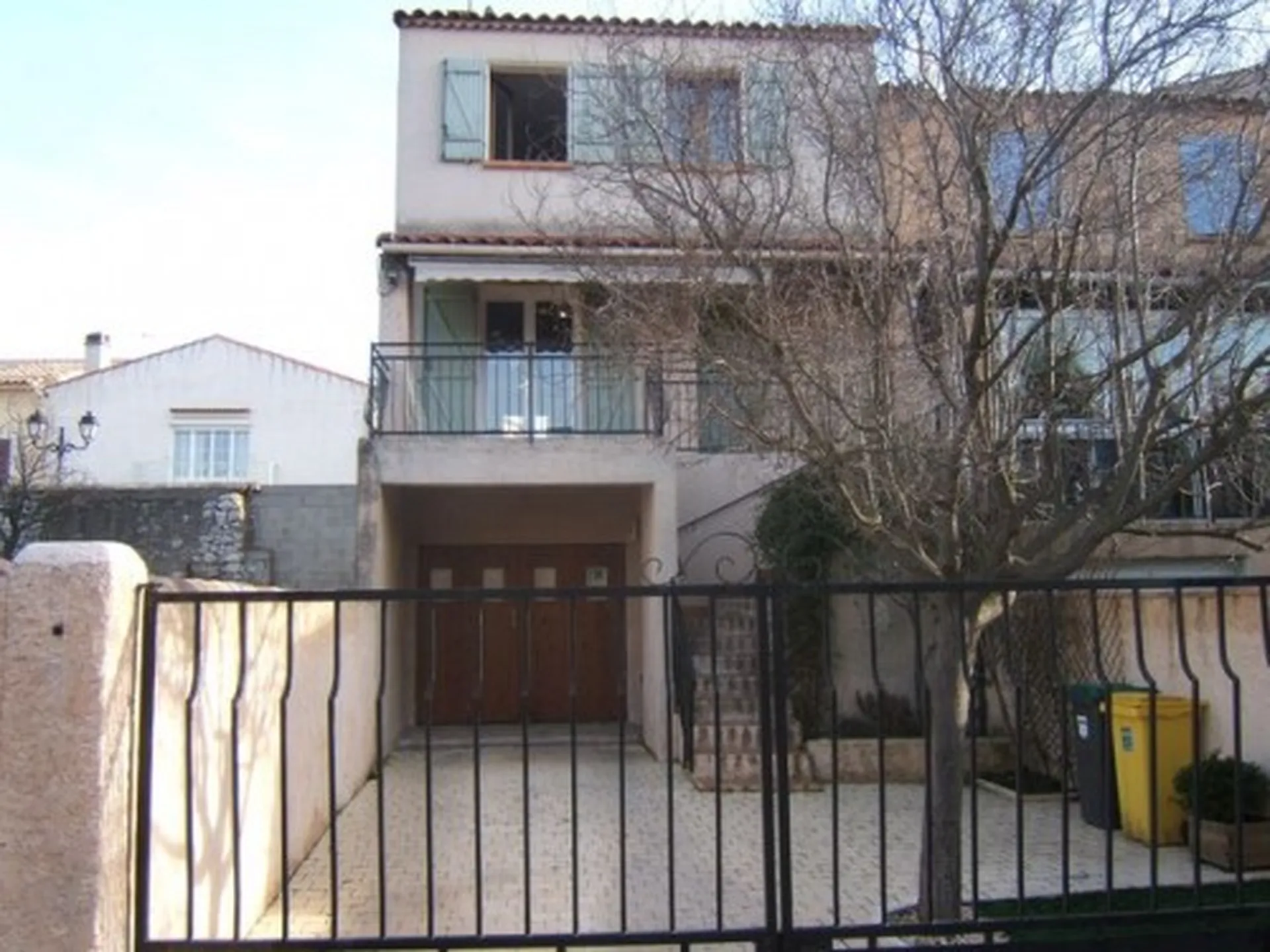 Vente maison Roquefort La Bédoule proche commodités avec jardin