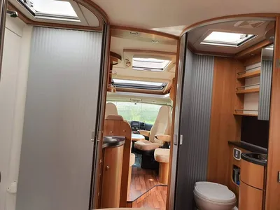 VEND HYMER BIANCO LINE T 698 CL