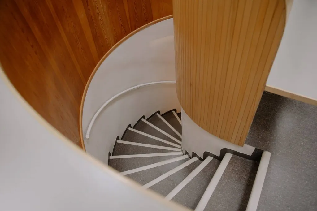 Prestation de nettoyage de cage d'escalier pour immeuble en copropriété à Barentin