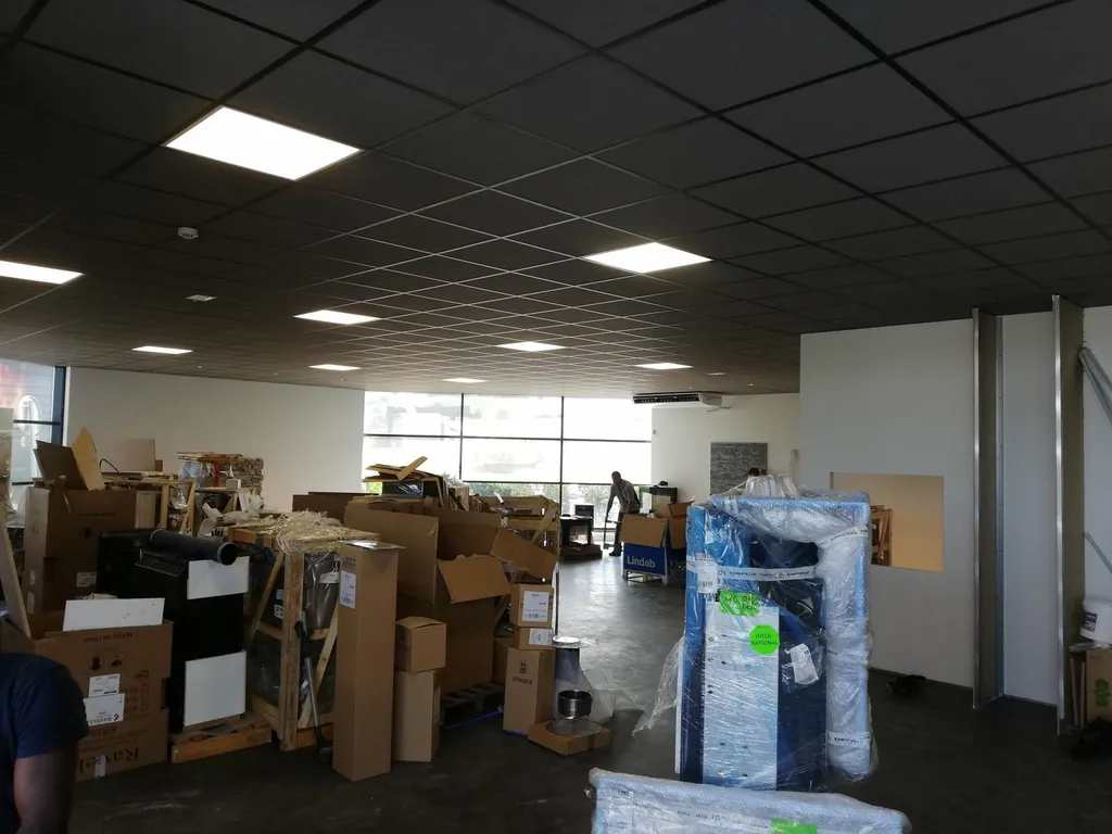 Eclairage interieur de Magasin de poeles à bois à Anse 