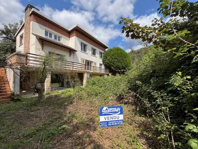 Maison d'architecte des années 1960 - Centre ville de Caudebec en Caux sur 1937m² de terrain - Rare à la vente !