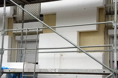 Isolation extérieure avec polystyrène pour façade de maison ou d'immeuble par EFIBAT à Rouen